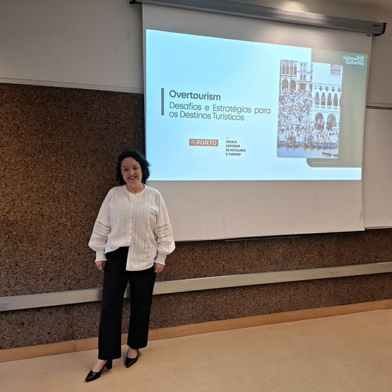 Aula Aberta sobre os Desafios do Overtourism