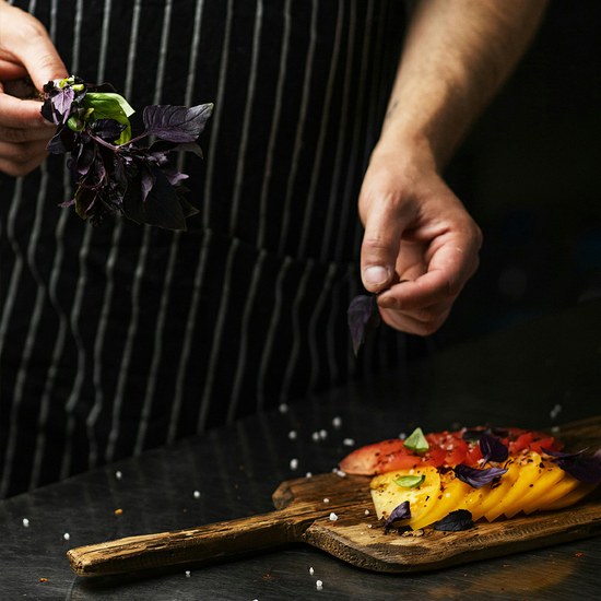 Confraria da Vitela Assada à Moda de Fafe e Confraria Gastronómica dos Velhotes