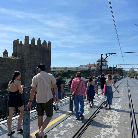 Projeto “Um Dia Com” aproxima estudantes da realidade profissional do turismo